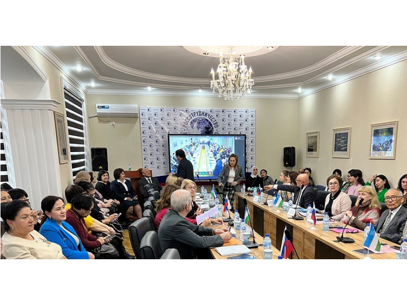 Участие ВШ МОП в семинаре русистов в Узбекистане