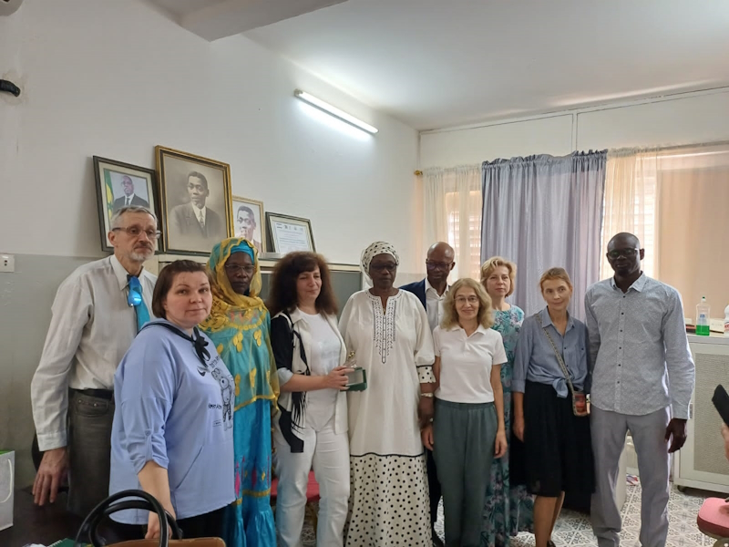 Преподаватели ВШ МОП провели Дни русского языка в Сенегале
